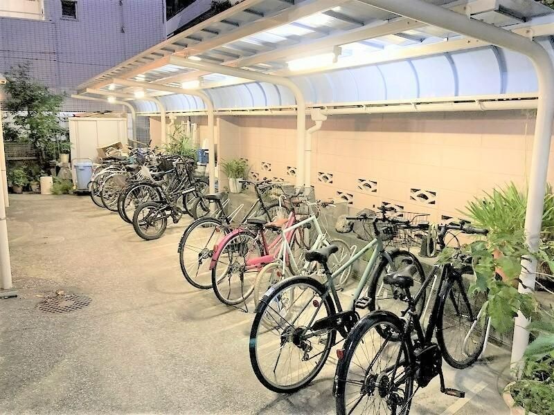 ロワジール三軒茶屋の物件外観写真