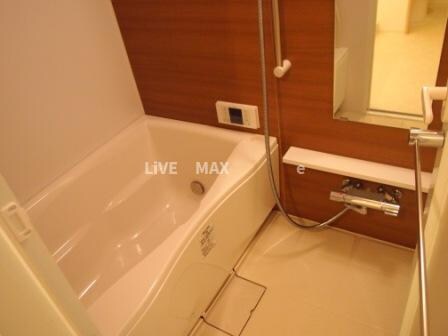 恵比寿駅 徒歩8分 8階の物件内観写真