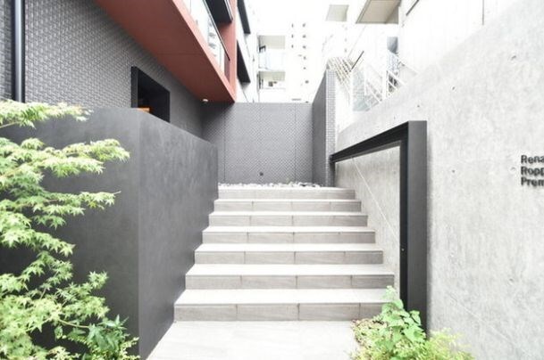 ルネサンス六本木プレミアムコートの物件外観写真