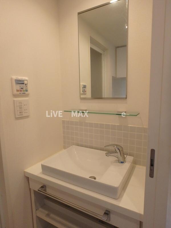 プライムガーデン駒沢大学の物件内観写真