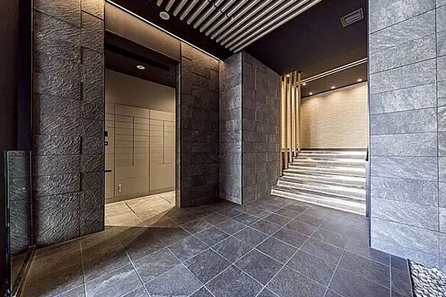 メゾン・クロイゾンの物件外観写真