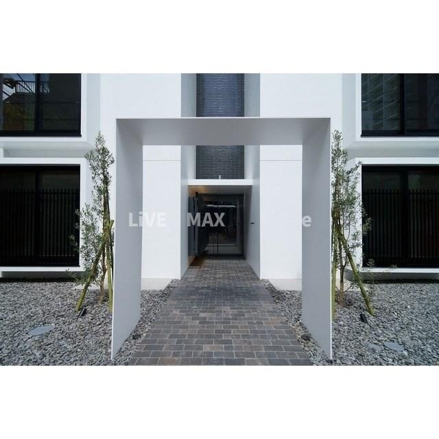 LEGALAND初台の物件外観写真