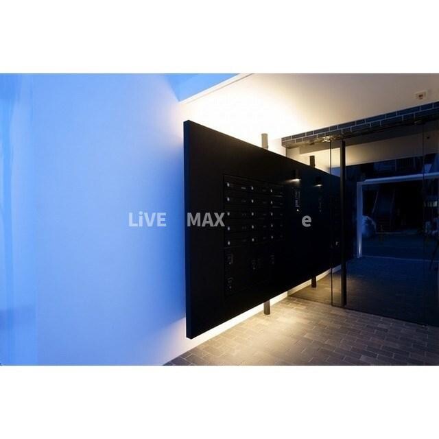 LEGALAND初台の物件外観写真