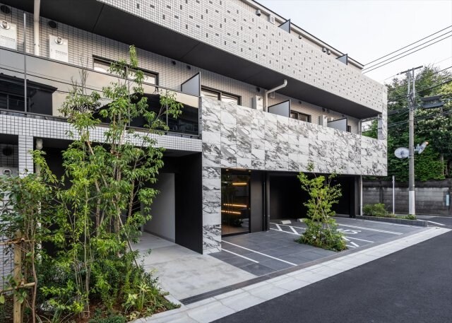 DIPS明大前の物件外観写真