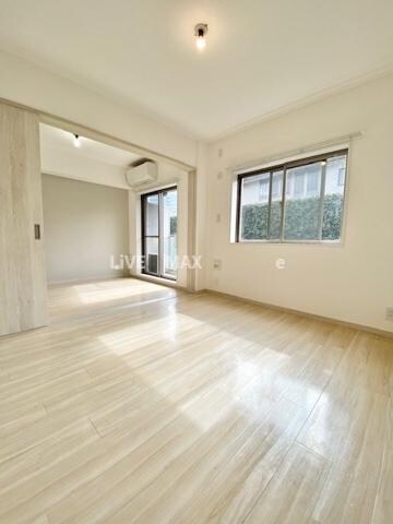 レジディア世田谷若林の物件内観写真