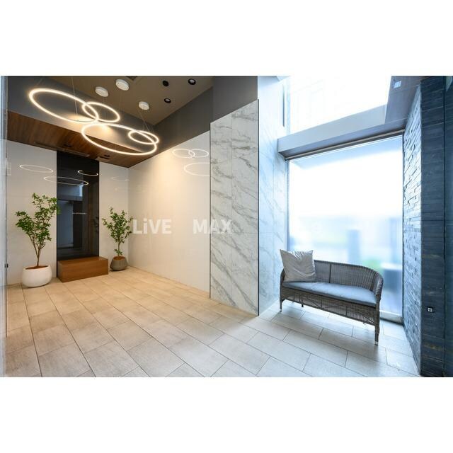 fino　JIYUGAOKAの物件外観写真