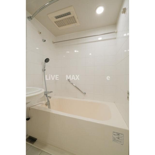 fino　JIYUGAOKAの物件内観写真