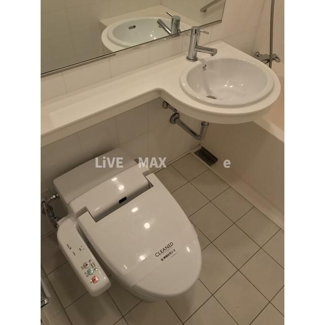 fino　JIYUGAOKAの物件内観写真