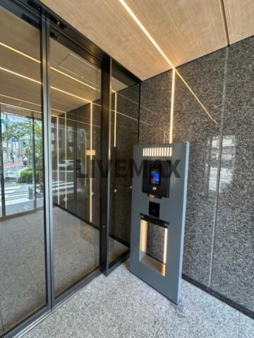 STANDZ柿の木坂の物件外観写真