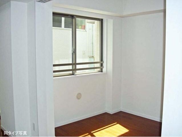 コンフォリア原宿の物件内観写真