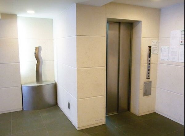 コンフォリア原宿の物件内観写真