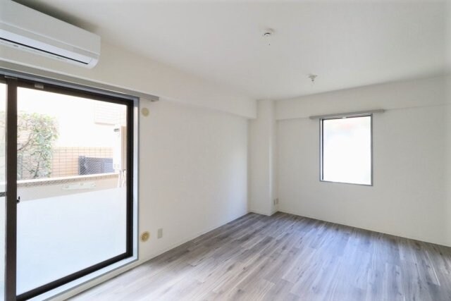 ロイヤルアーバン駒場東大の物件内観写真