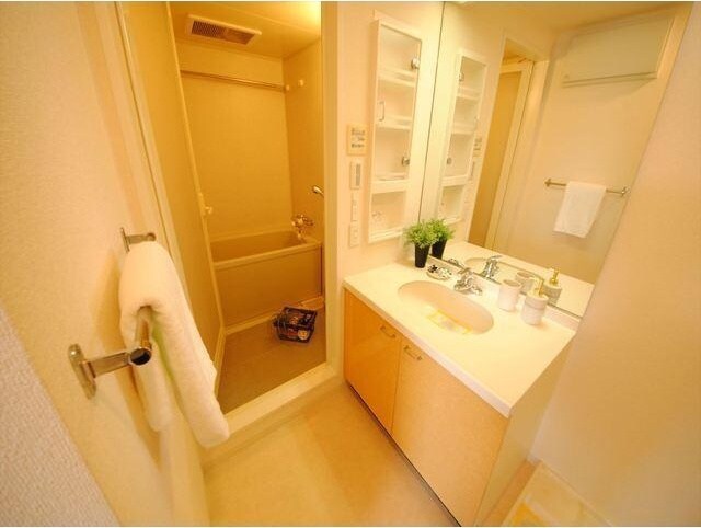 白金台アパートメントの物件内観写真