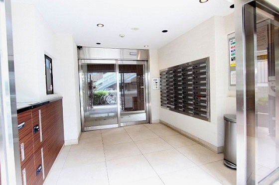 プライムアーバン三軒茶屋の物件外観写真