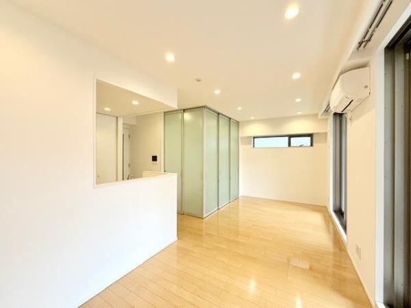 アパートメンツ三田の物件内観写真