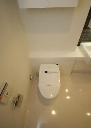 目黒駅 徒歩7分 4階の物件内観写真