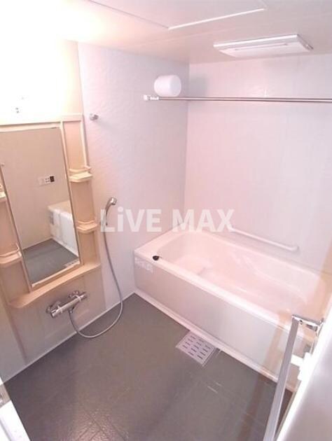 カスタリア高輪の物件内観写真