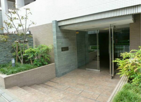 プラチナコート中目黒の物件外観写真