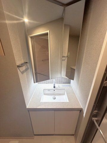 オーパスレジデンス南青山の物件内観写真