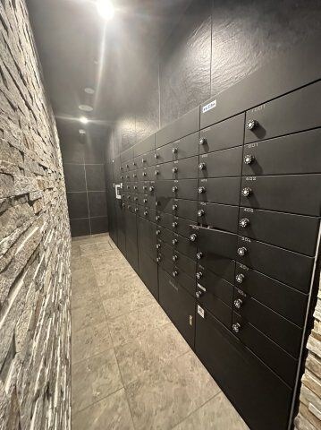 オーパスレジデンス南青山の物件内観写真