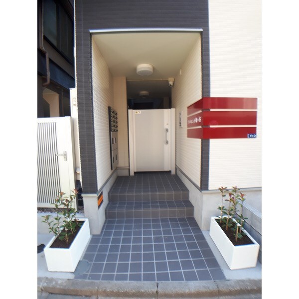 リベレンテ幡ヶ谷の物件外観写真