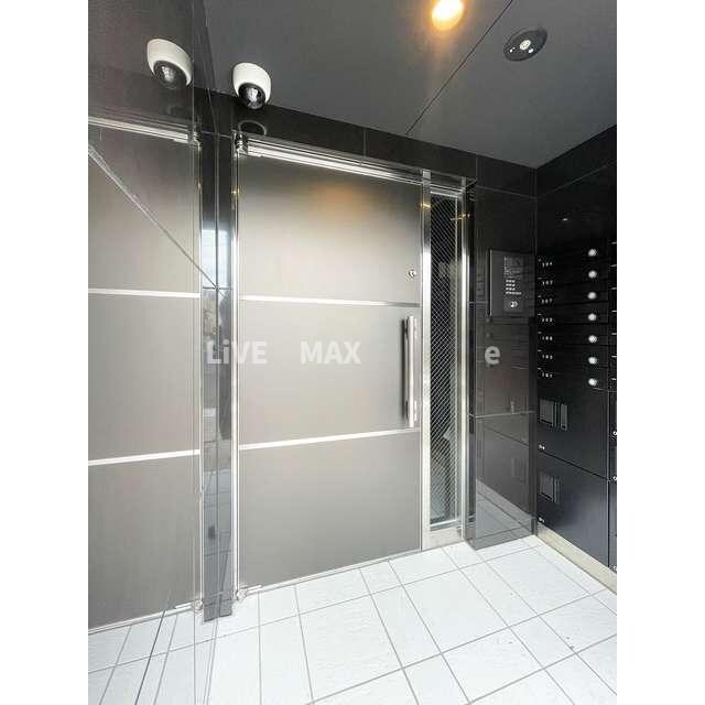 ウェルスクエアイズム下北沢ＷＥＳＴの物件外観写真