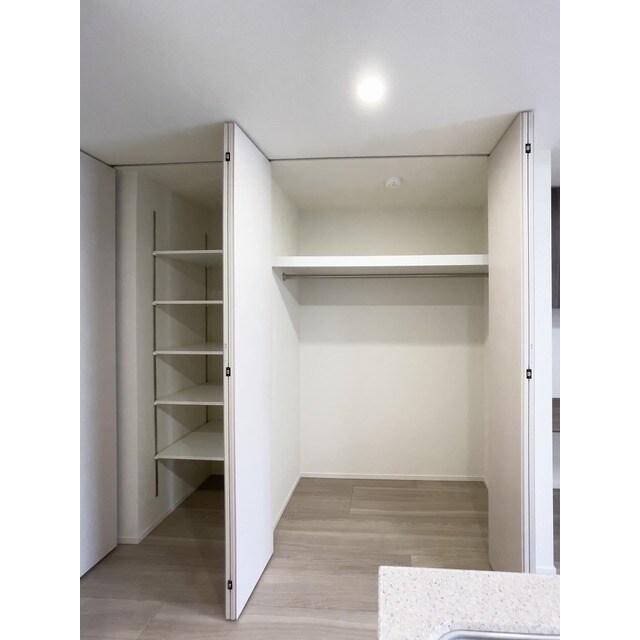 コンフォリア北沢の物件内観写真