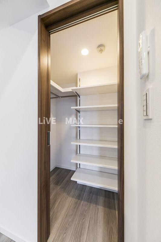 メゾン・クロイゾンの物件内観写真