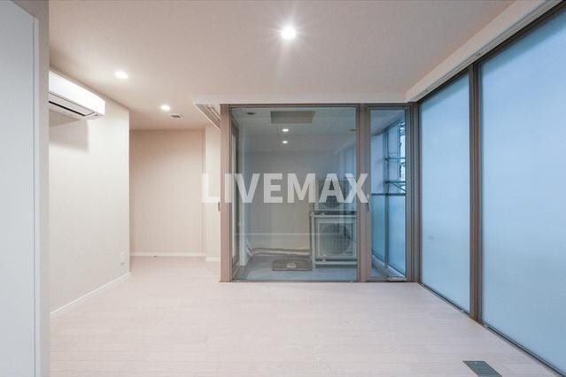 ストーリア赤坂の物件内観写真