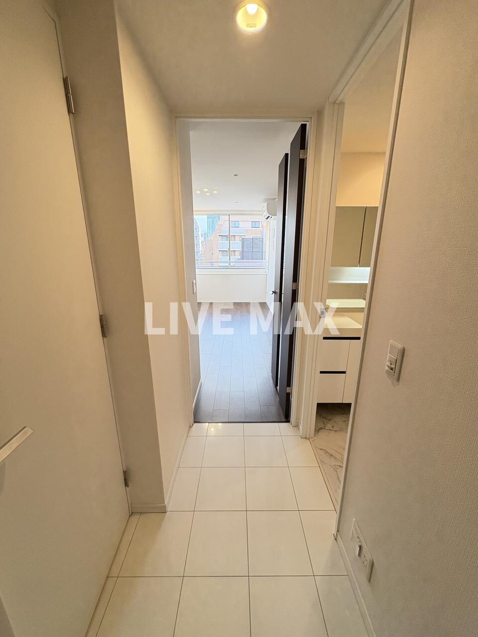 ＬａＳａｎｔｅ麻布十番の物件内観写真