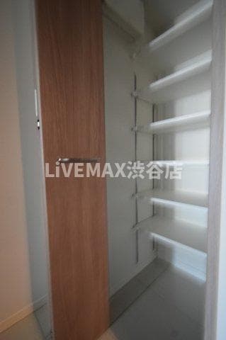 神宮北参道レジデンスの物件内観写真