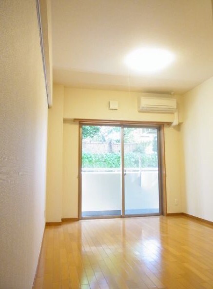 ガーデン目黒南の物件内観写真