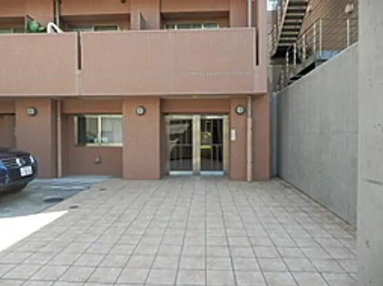 六本木ライズハウスの物件外観写真