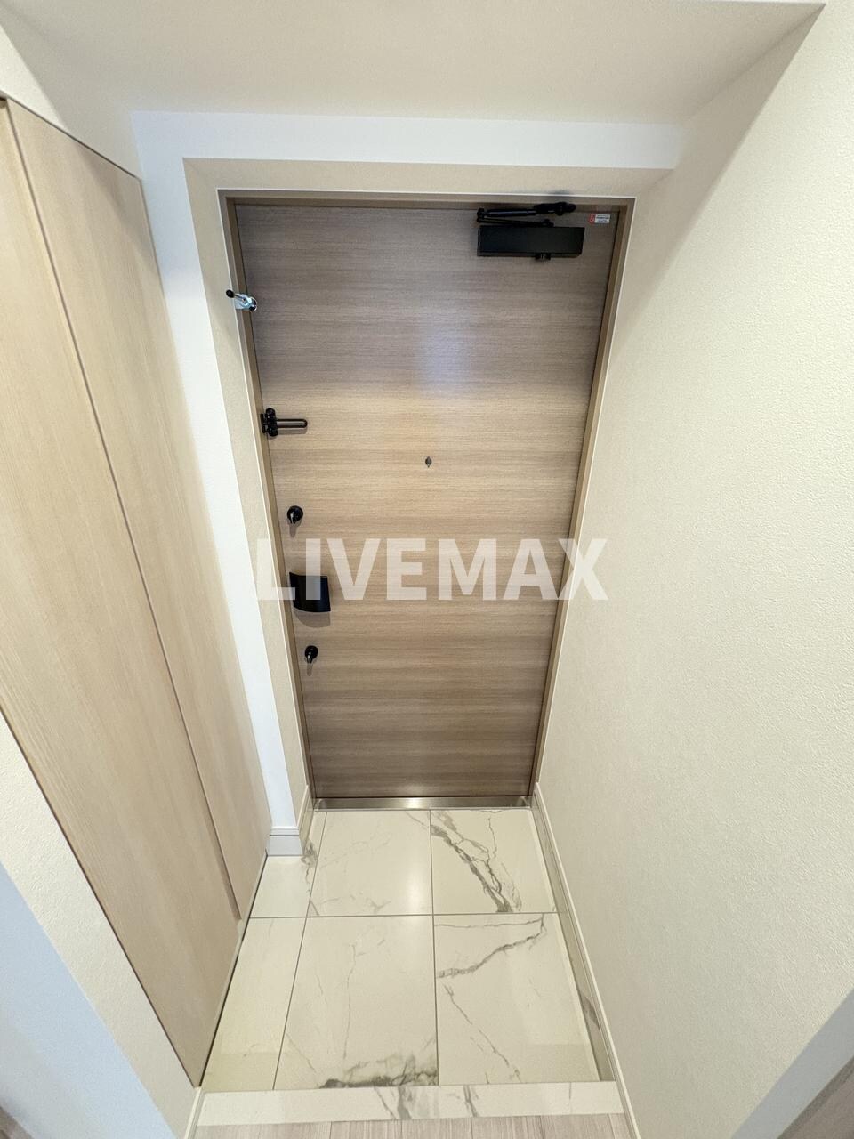 コンフォリア・リヴ南品川の物件内観写真