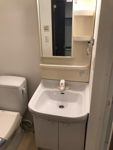 浜松町駅 徒歩8分 10階の物件内観写真