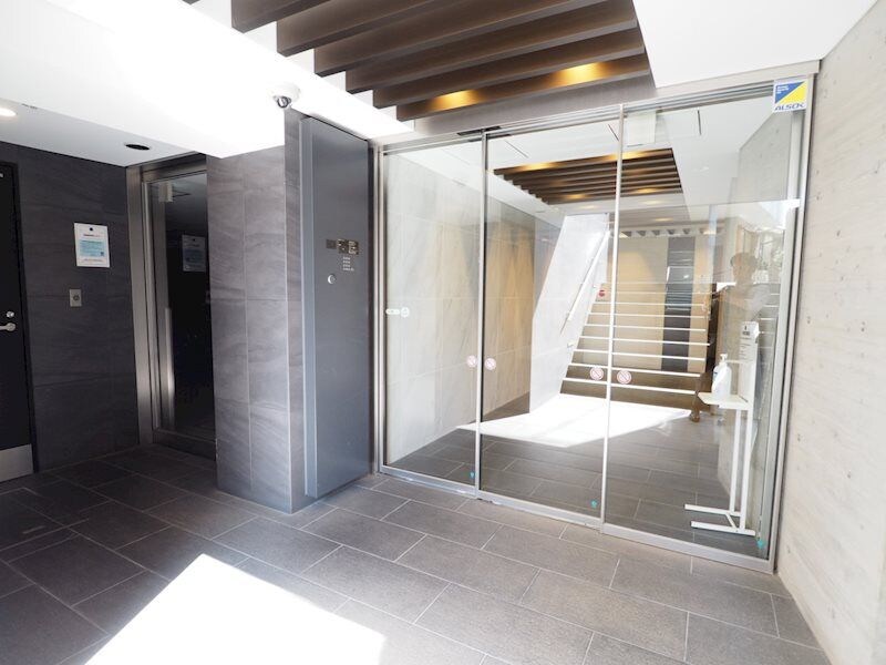 レジディア三軒茶屋Ⅲの物件外観写真