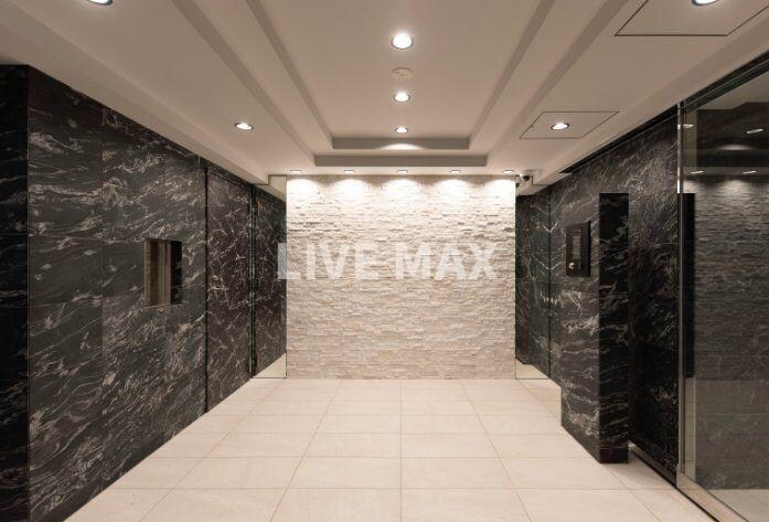 SQUARE CITY NAKAMAGOMEの物件外観写真