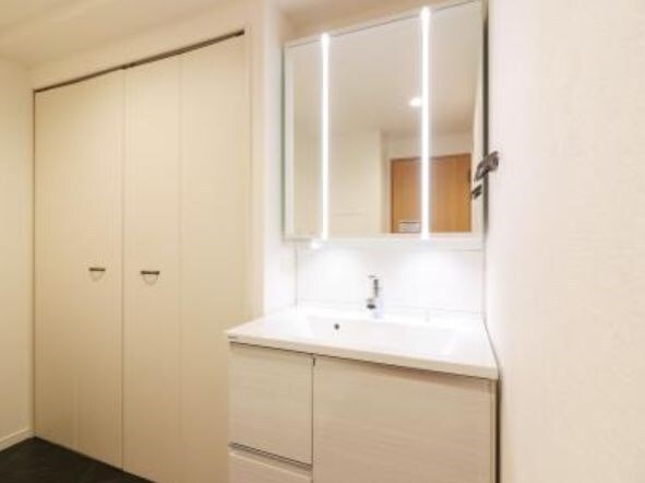 アクロス目黒タワーの物件内観写真