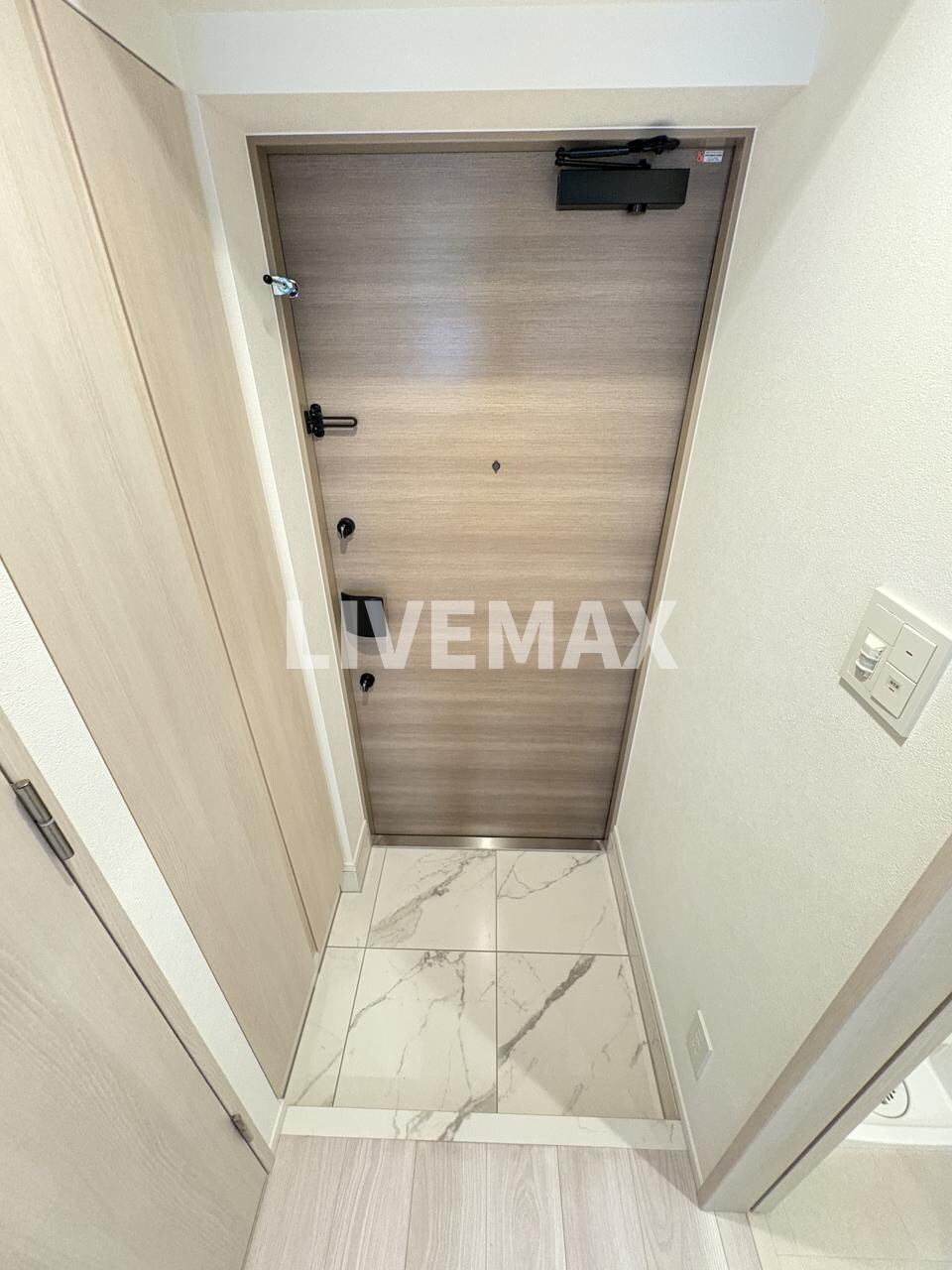 コンフォリア・リヴ南品川の物件内観写真