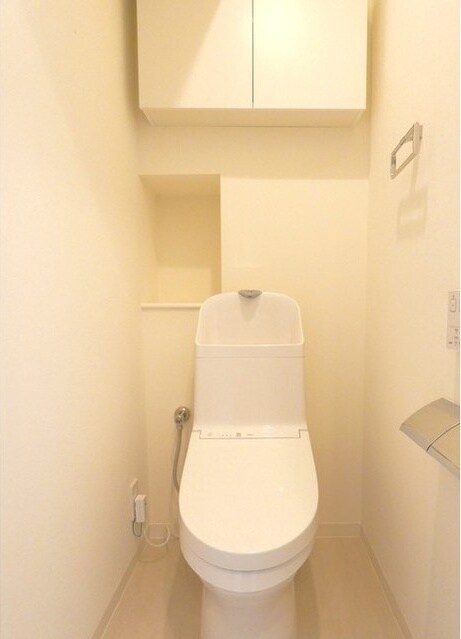 ONE ROOF FLAT TOGOSHIの物件内観写真