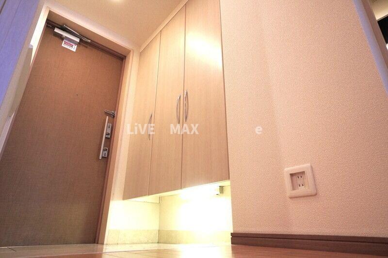 明治神宮前駅 徒歩4分 3階の物件内観写真