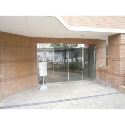 明治神宮前駅 徒歩4分 3階の物件外観写真