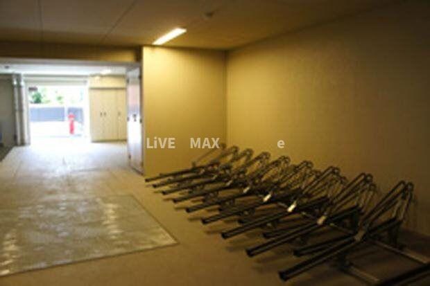 明治神宮前駅 徒歩4分 3階の物件内観写真