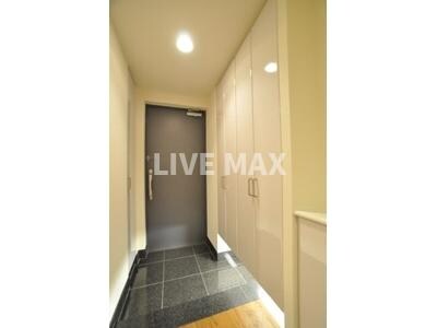 ミリアレジデンス乃木坂の物件内観写真