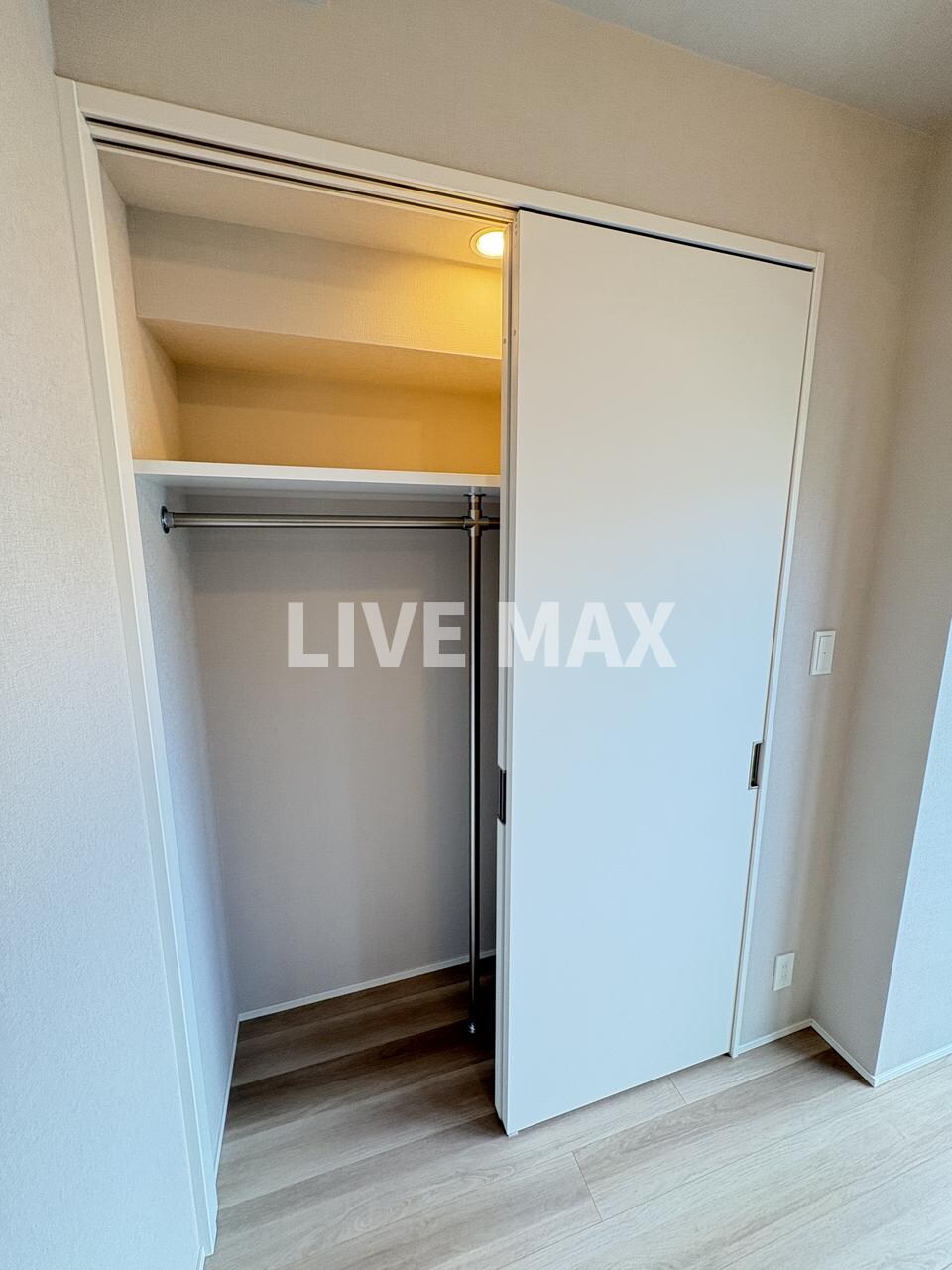 シーズンフラッツ大井町の物件内観写真