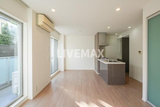 プレディアスタイル池上南ＥＡＳＴの物件内観写真