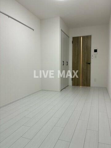 ラグゼフラット東六郷の物件内観写真