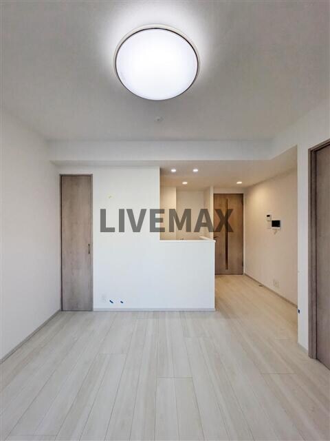 S-RESIDENCE大森bresaの物件内観写真