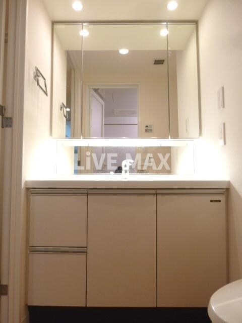 アジリア南麻布J'sの物件内観写真