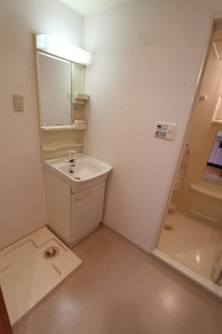 プライムアーバン田町の物件内観写真